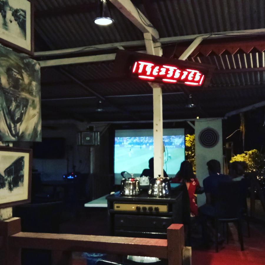 Marina Bay Resort & Restaurant Kampung Genting Esterno foto